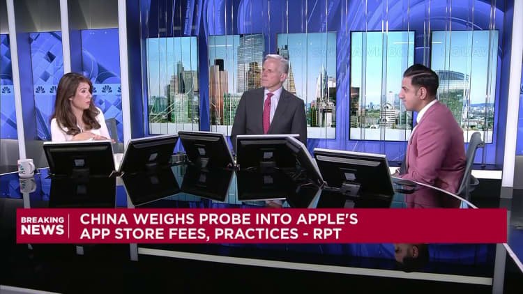 China reportedly considers probe into Apple's App Store practices
