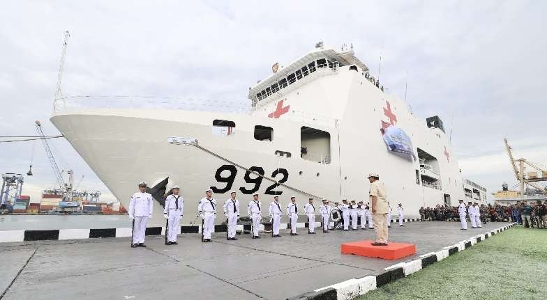 Kapal Rumah Sakit TNI KRI dr. Radjiman Wedyoningrat 992 bantuan kemanusiaan Palestina