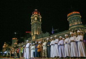 shalat tarawih bulan puasa ramadhan