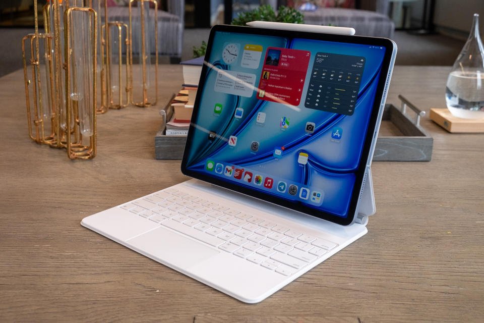 Foto iPad Air 13 inci Apple, dirilis pada tahun 2024