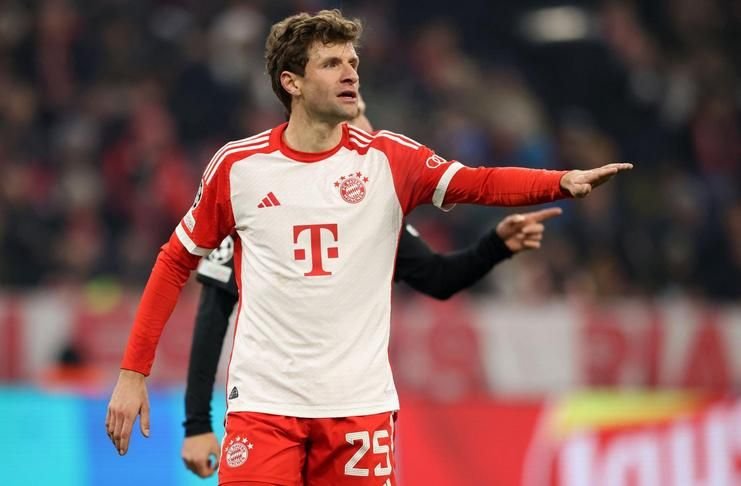 Manuel Neuer Berharap Thomas Mueller Juga Perpanjang Kontrak @iMiasanMia