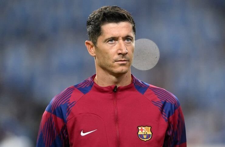 Robert Lewandowski Belum Yakin Dirinya Bisa Bermain di El Clasico Barca Universal