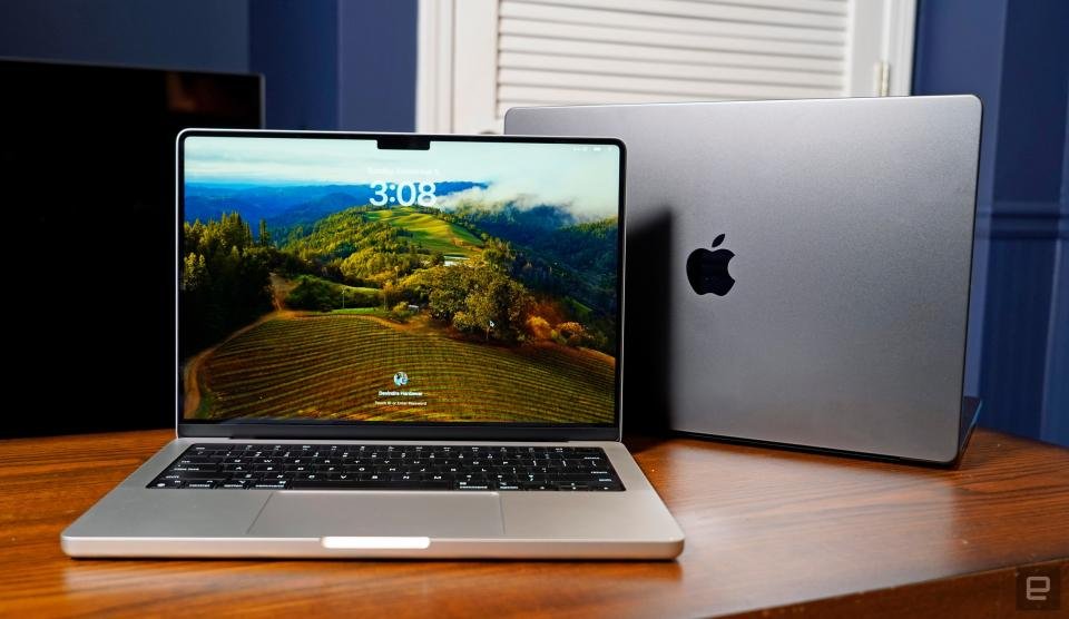 Apple MacBook Pro 14 inci dan 16 inci