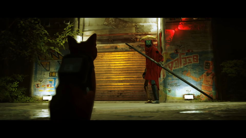 Masih dari trailer Stray untuk Switch.  Latar depan: kucing kucing.  Latar Belakang: prajurit robot dengan tombak.  Lorong cyberpunk kumuh, remang-remang.