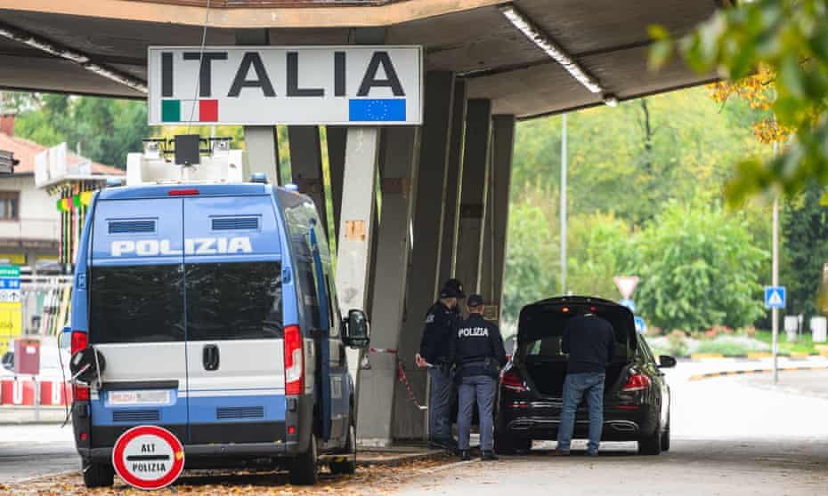 Italia-polisi-batas.jpg Italia polisi batas