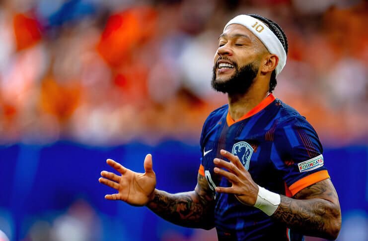 Memphis Depay mengenakan destar di EURO 2024 Getty Images