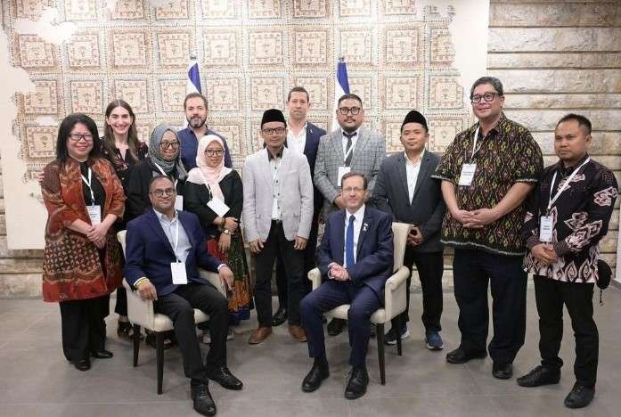 Tokoh Muda NU bertemu Presiden Israel