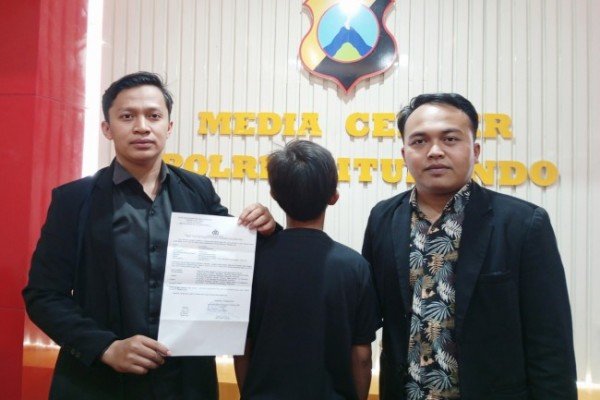 Mahfud and Partner dari Masura Law Office selaku pengacara korban bullyingjatimtimes Pb75ea40f09aeac