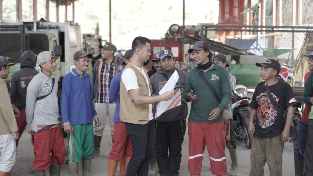 IMR - Atasi Masalah Sampah Kota Batu, Ini Solusi dari Mas Gum 8 WhatsApp Image 2024 09 27 at 20.10.00 8421a589