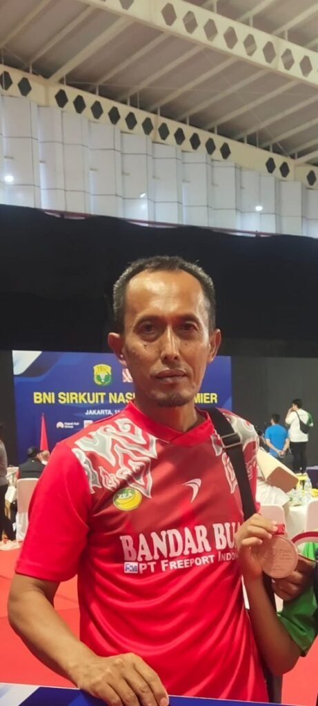 Zainul Arifin pengurus Klub Sari Agung Genteng Banyuwangi anggota PBSI Banjatimtimes P.jpegcd1a6298e