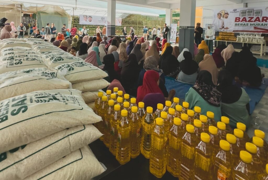 IMR - Cak Nur Ingin Rutin Gelar Pasar Murah, Baik Saat Harga Melambung Ataupun Tidak 8 13bf9d1c 8ea5 4d07 9d31 a4cbca3db8f9