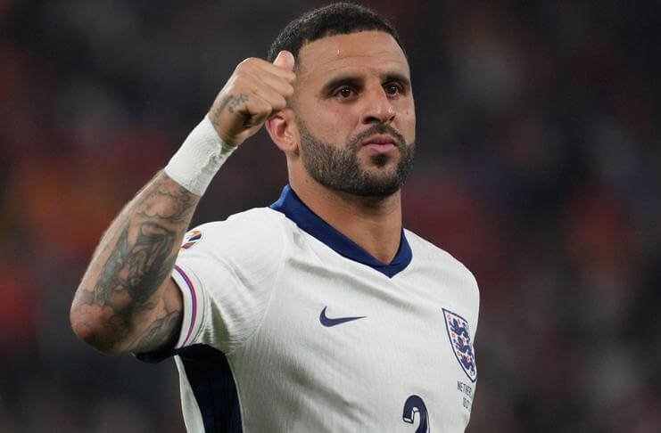 Kyle Walker Tak Masalah Inggris Dilatih Pelatih Asing BBC