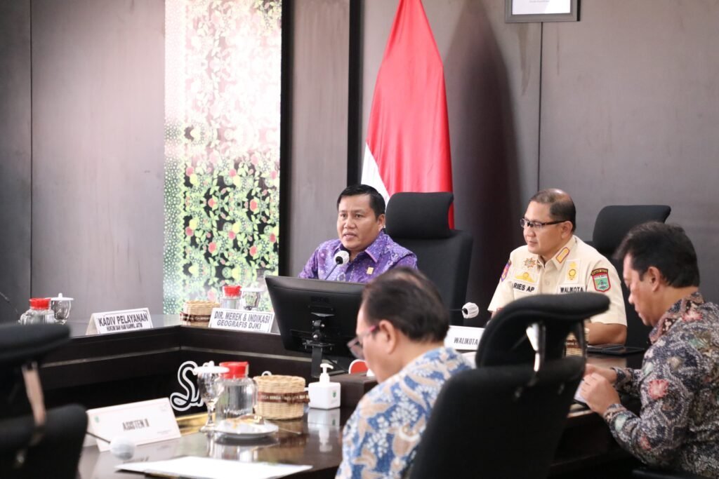 IMR - Pemkot Batu Gelar Rakor dengan DJKI, Bahas Indikasi Geografis Apel Kota Batu 8 WhatsApp Image 2024 10 15 at 16.06.37