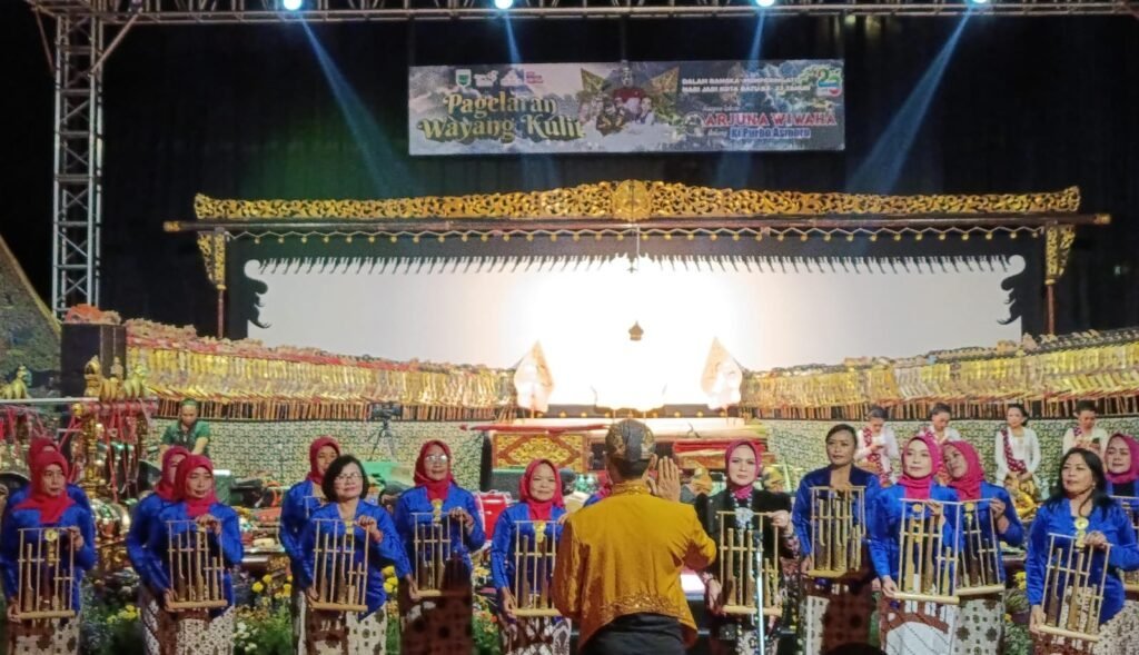 IMR - Pagelaran Wayang Kulit Lakon Arjuna Wiwaha, Meriahkan Malam Resepsi HUT ke 23 Kota Batu 2 d6760727 fa24 4a65 ac01 bcd3f4900ea8