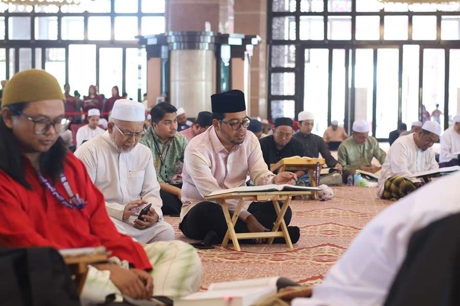 Majelis Sama hadis Bukhari di Malaysia