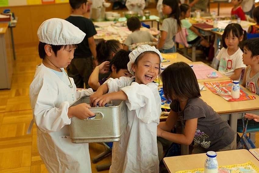 tradisi souji 掃除 kebersihan di Jepang sejak anak anak sekolah TK