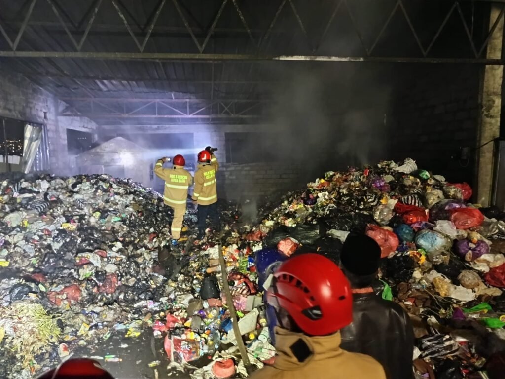 IMR - Petugas Lalai TPS3R Terbakar 8 658d88cb 26bb 4360 9a20 27dea17d2efe