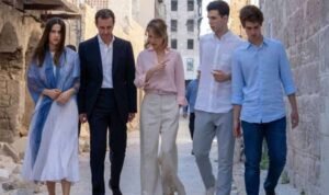 Bashar Assad berram aistri dan anak anaknya - Info Malang Raya