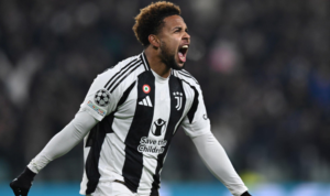 Juventus vs Manchester City Weston McKennie Thiago Motta Istimewa 2