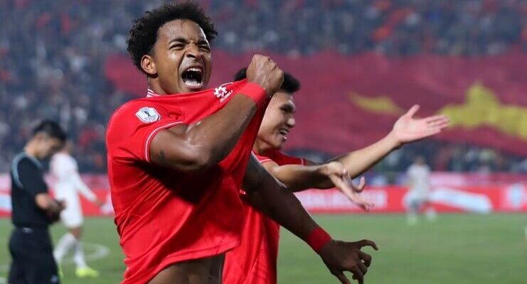 Nguyen Xuan Son emosional menyikapi debut sempurnanya bersama timnas Vietnam thanhnien.vn