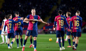 Hansi Flick Barcelona vs Valencia Istimewa 2