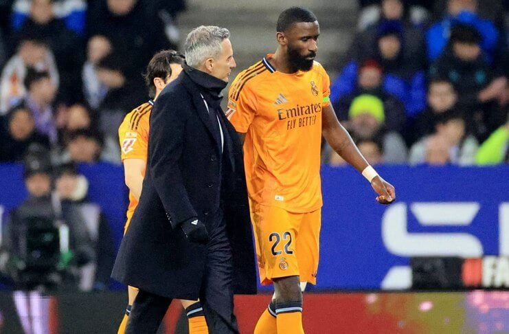 Carlo Ancelotti Keputusan Wasit dan VAR Tak Dapat Dijelaskan Antonio Ruediger bein Sports