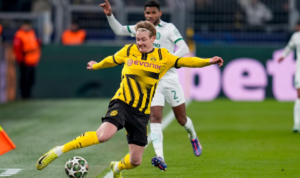 Julian Brandt Borussia Dortmund 16 besar Liga Champions Istimewa 3
