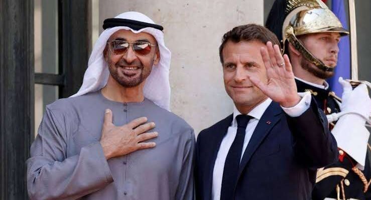 Macron MNahyan