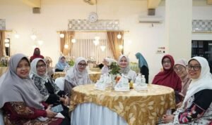 Penasihat Grand Syaikh Al Azhar Mesir Dr Nahla Shabry As Shaidy mengunjungi Madrasah Muallimaat Muha