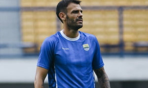 Tyronne del Pino cedera Persib Bandung @persib