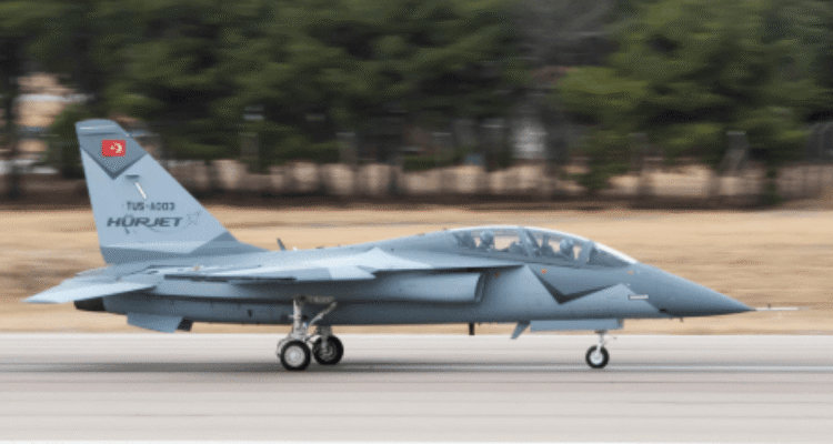 Hurjet jet latih Turki 1