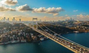 Jembatan ikonik di Istanbul