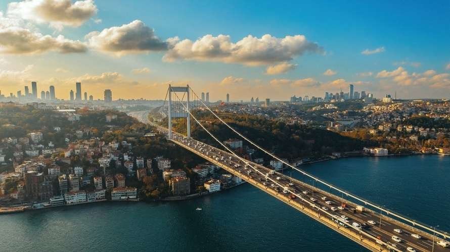 Jembatan ikonik di Istanbul