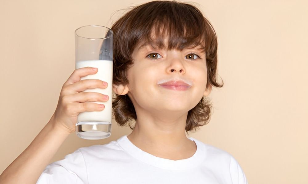 Manfaat Susu yang Bantu Anak Tumbuh