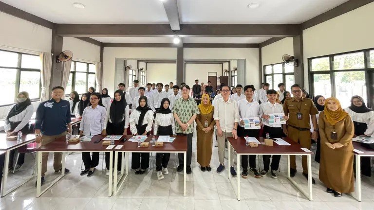 IMR - Simak Online Degree MNU Korea Selatan, Peluang Masih Terbuka 8 WhatsApp Image 2025 05 28 at 16.42.00 8f753c3a scaled 3