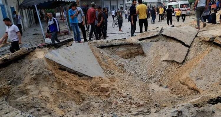 penjajah Israel mengebom Rumah Sakit Eropa di Gaza