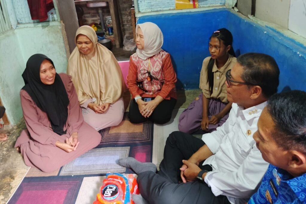 IMR - Berkunjung ke Rumah Calon Siswa SR, Kepala KSP Mantapkan Pilihan Tinggal di Asrama 8 8e455832 d225 4601 9a01 d2522e9901e2