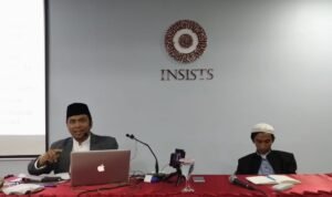 Dr. Syamsuddin Arif Saturday Forum INSISTS fatwa Syiah Syeikh Mahmud Syaltut by Ist