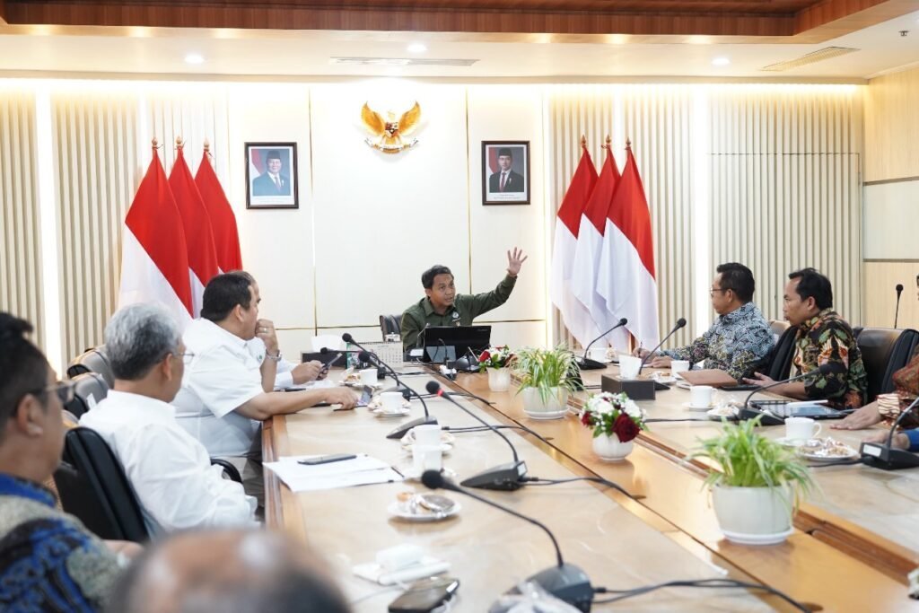 IMR - Macet Batu Bikin Gerah, Cak Nur Cari Solusi ke Pemerintah Pusat 1 IMG 9490