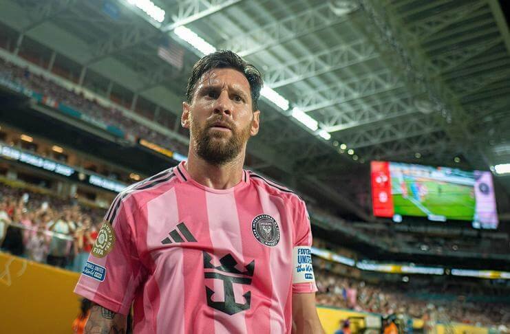Lionel Messi saat melawan Al Ahly Getty Images
