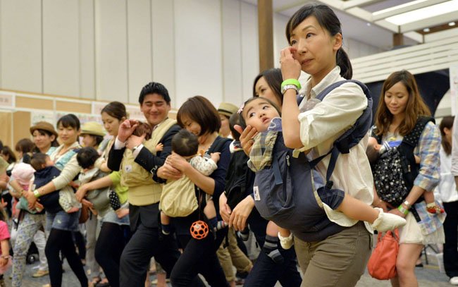 Wanita Jepang kehamilan