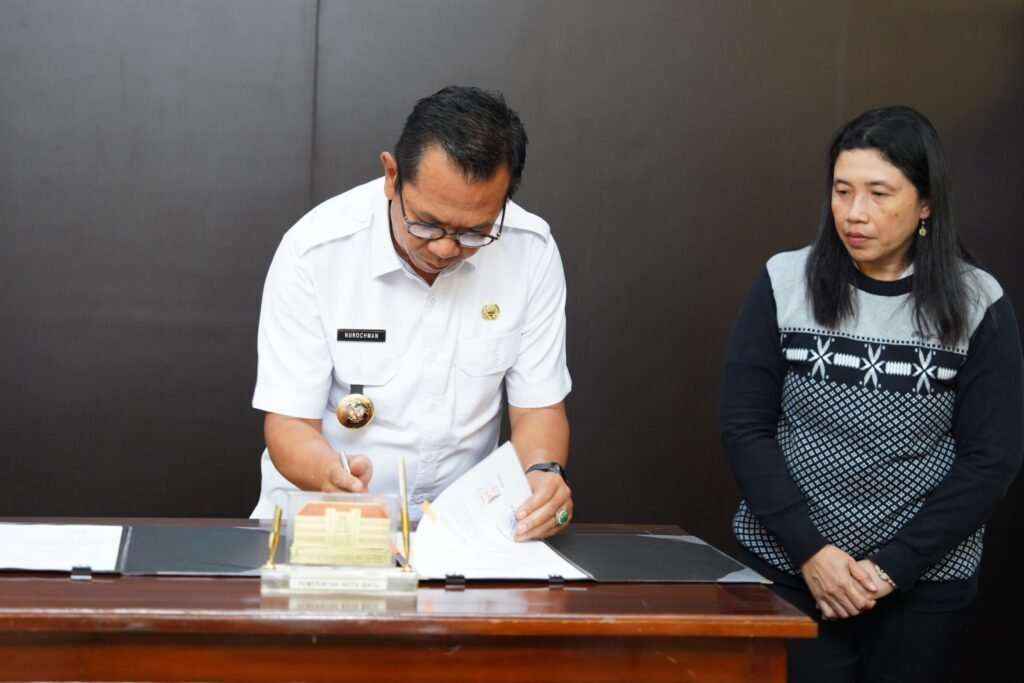 IMR - Gebrakan Baru! Warga Tak Mampu Kini Bisa Dapat Bantuan Hukum Gratis 1 WhatsApp Image 2025 06 25 at 20.24.07 047f8616 1