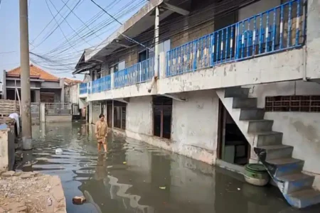 banjir kalianak Surabaya.webp - Info Malang Raya