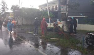 3 korban tewas sekeluarga - Info Malang Raya