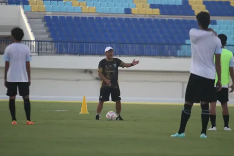 Aji Santoso Persela Lamongan.webp