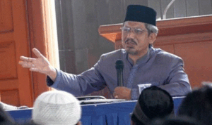Ketua Forum Ulama Umat Indonesia FUUI KH. Athian Ali M.Dai