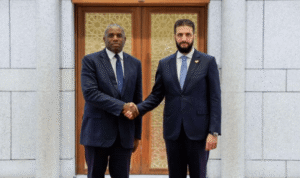 Menteri Luar Negeri Inggris David Lammy dan Presiden Suriah Ahmad Al Sharaa