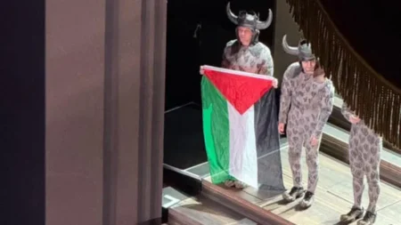 OperaHouse benderaPalestina.jpg.webp - Info Malang Raya