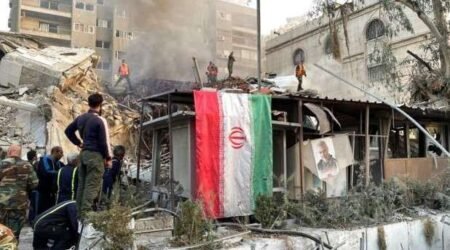 Serangan Israel Ratakan Konsulat Iran di Damaskus - Info Malang Raya