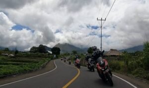 ratusan bikers honda beri semangat pebalap indonesia di mandalika 2 22112021 073800 - Info Malang Raya